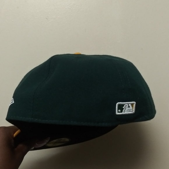 Custom Rhinestone Fitted - Picture 4 of 6